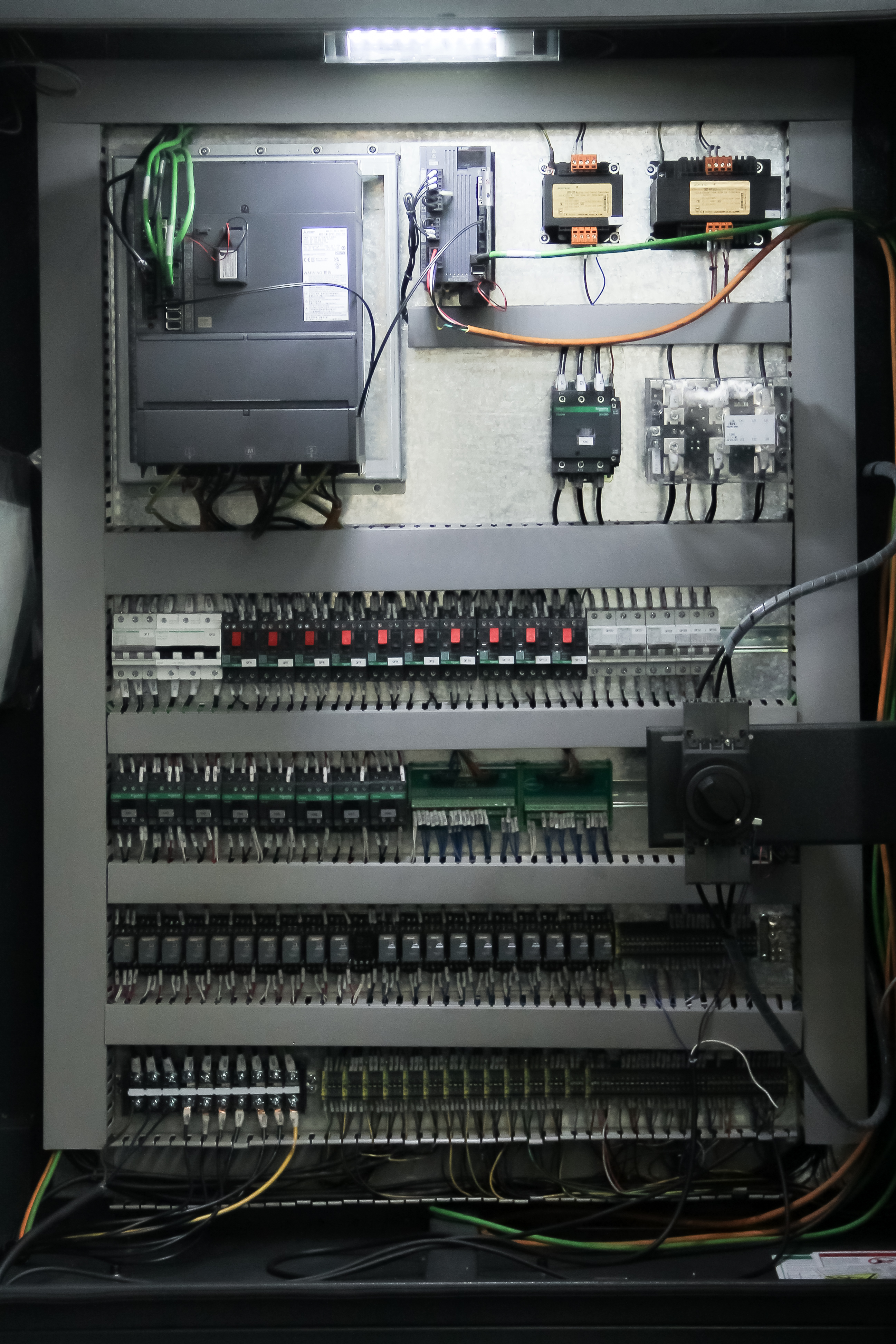 VG11 Köprü Tipi CNC Dik İşleme Merkezi