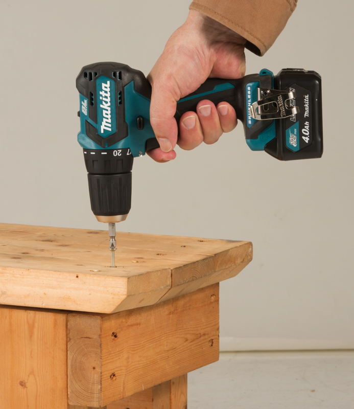 DARBESİZ MATKAP VİDALAMA 10.8V