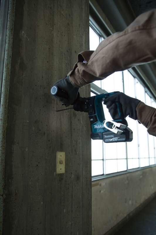 ELEKTROPNÖMATİK DELİCİ 18V