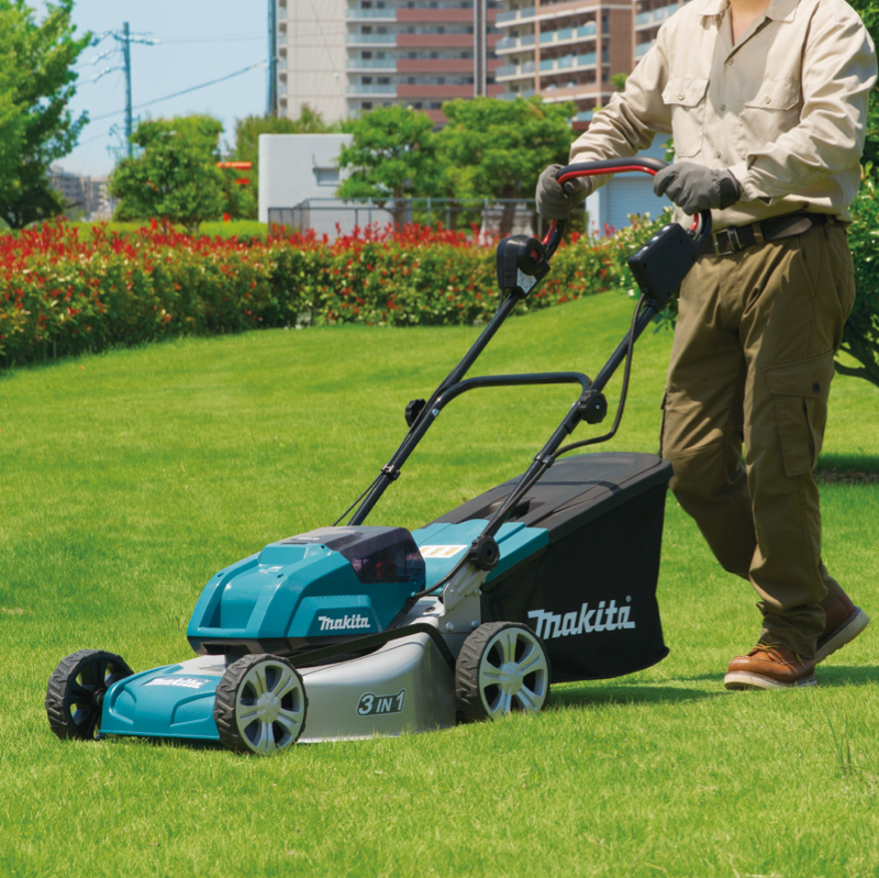 AKÜLÜ ÇİM BİÇME MAKİNASI 2x18V
