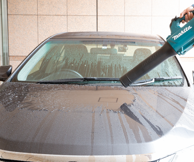 AKÜLÜ ÜFLEME  TOPLAMA MAKİNASI 18V