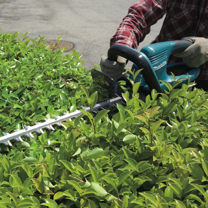 ELEKTRİKLİ ÇİT BUDAMA 550W