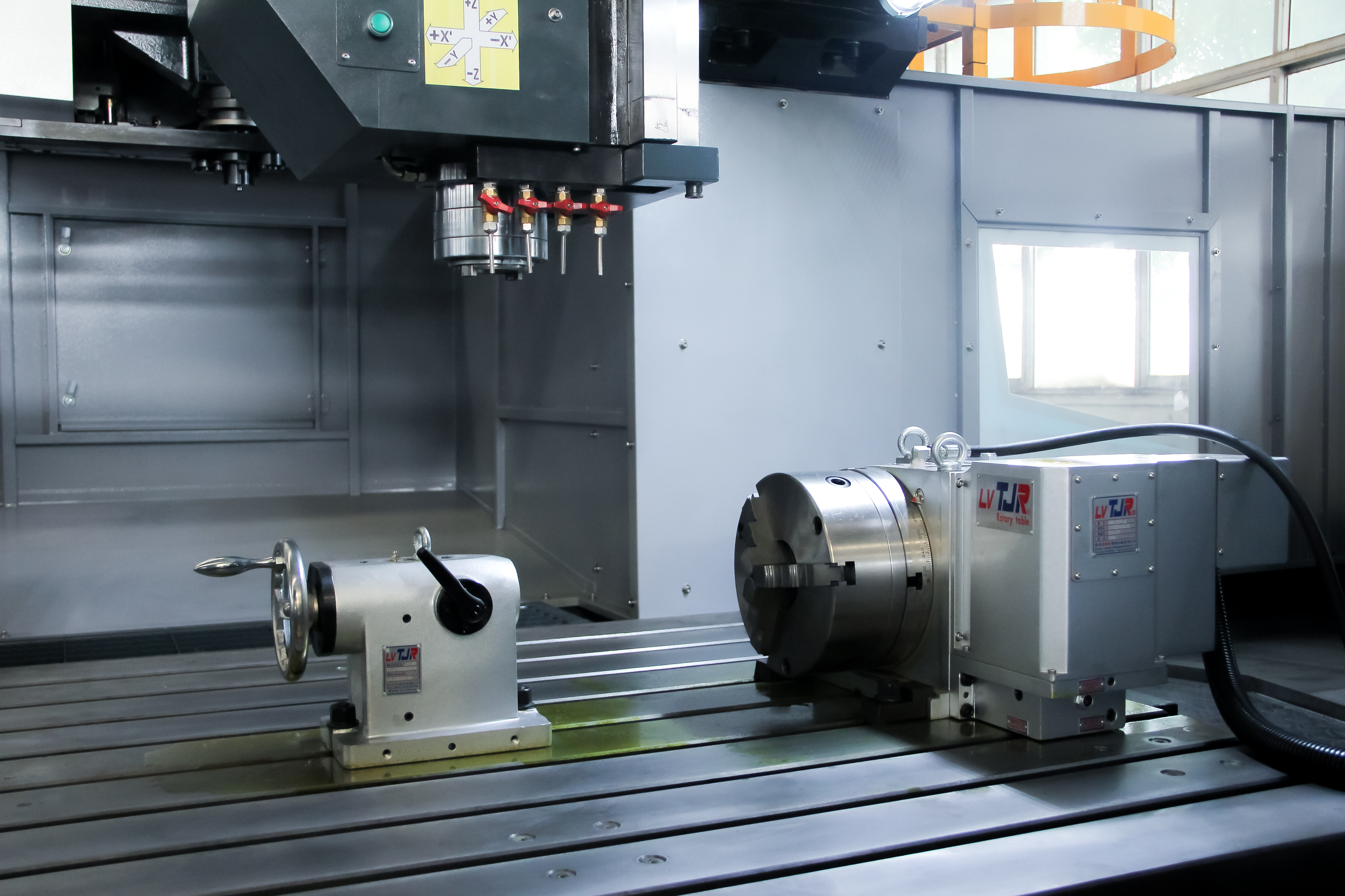 VG11 Köprü Tipi CNC Dik İşleme Merkezi - Ozco