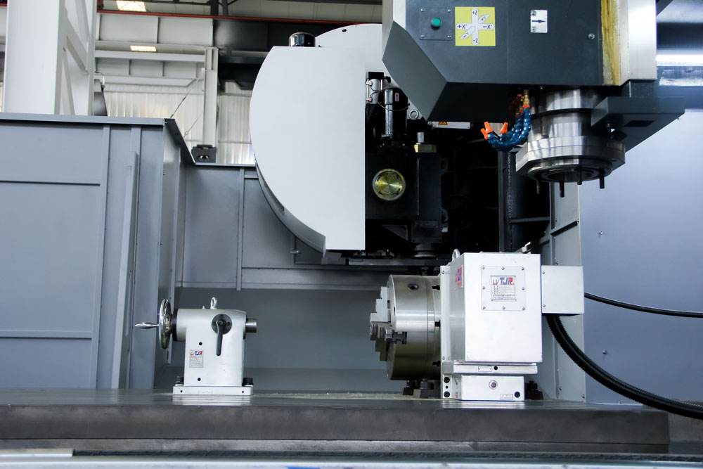 VG42 Köprü Tipi CNC Dik İşleme Merkezi - Ozco