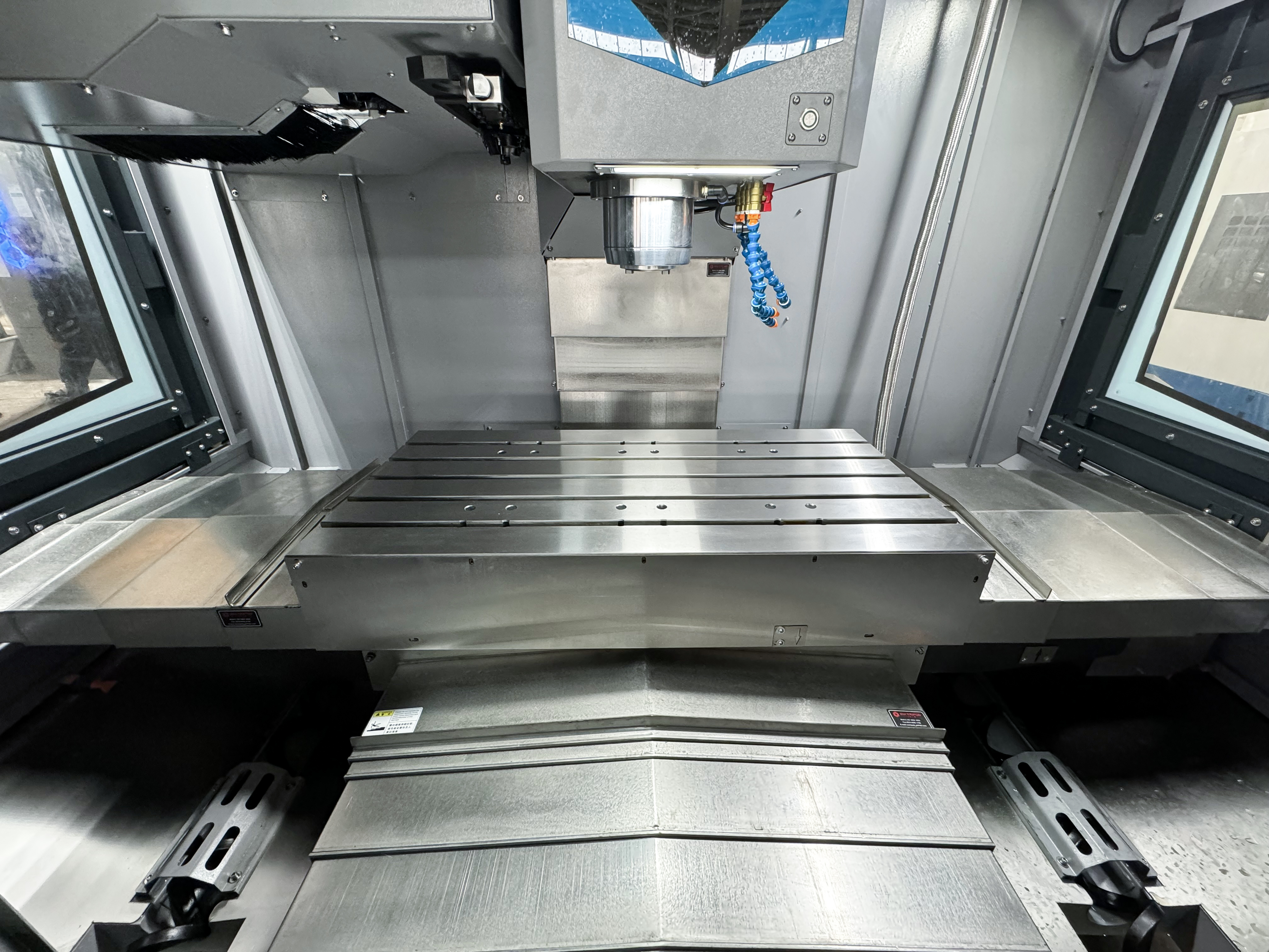 VM11D CNC Dik İşleme Merkezi