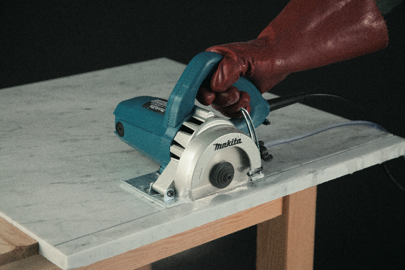 ELMAS TESTERELİ KESİM MAKİNASI