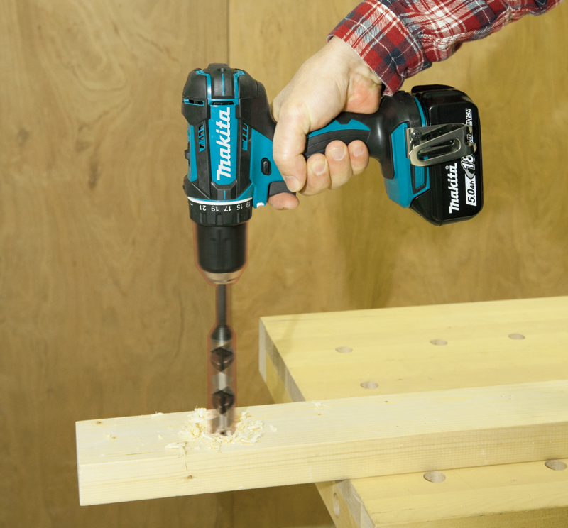 DARBESİZ MATKAP VİDALAMA 18V