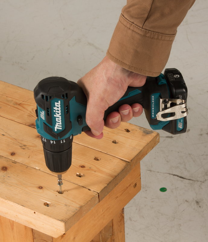 DARBESİZ MATKAP VİDALAMA 10.8V