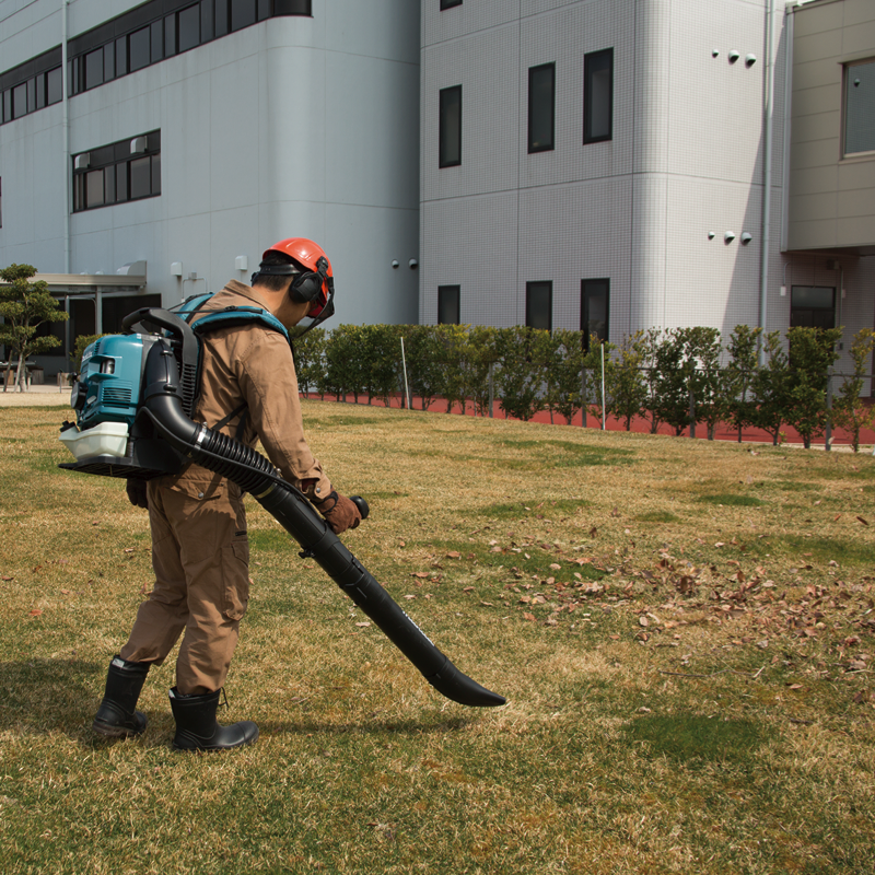 ÜFLEME MAKİNASI 75.6 cc