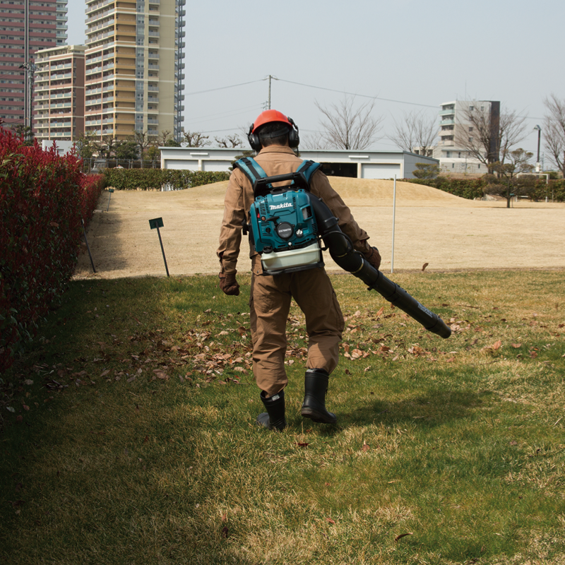 ÜFLEME MAKİNASI 75.6 cc