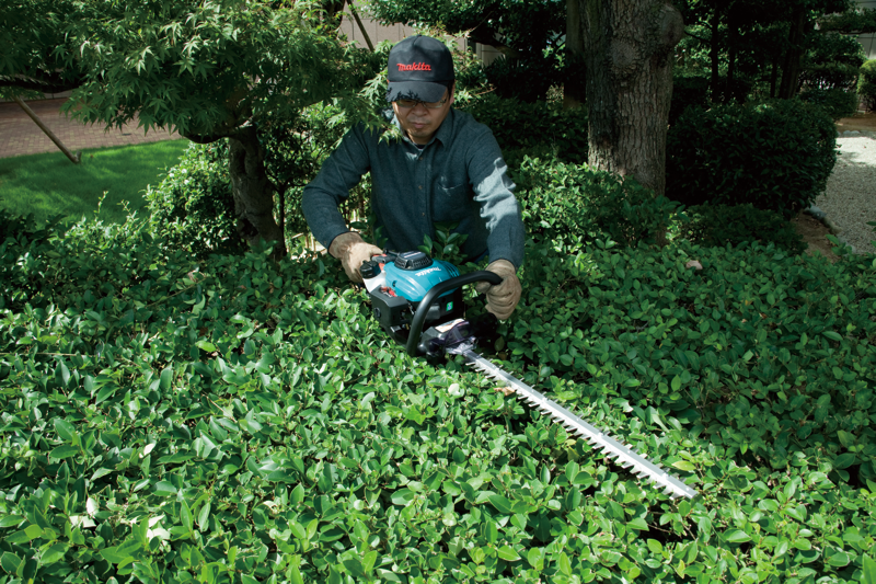 MAKİTA EH7500W BENZİNLİ ÇİT BUDAMA MAKİNASI