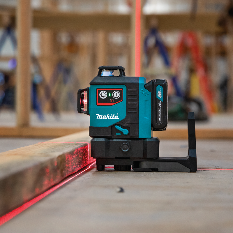 SK700D KIRMIZI MULTİ LİNE LAZERİ 3X360° (AKÜLÜ) - Makita TR