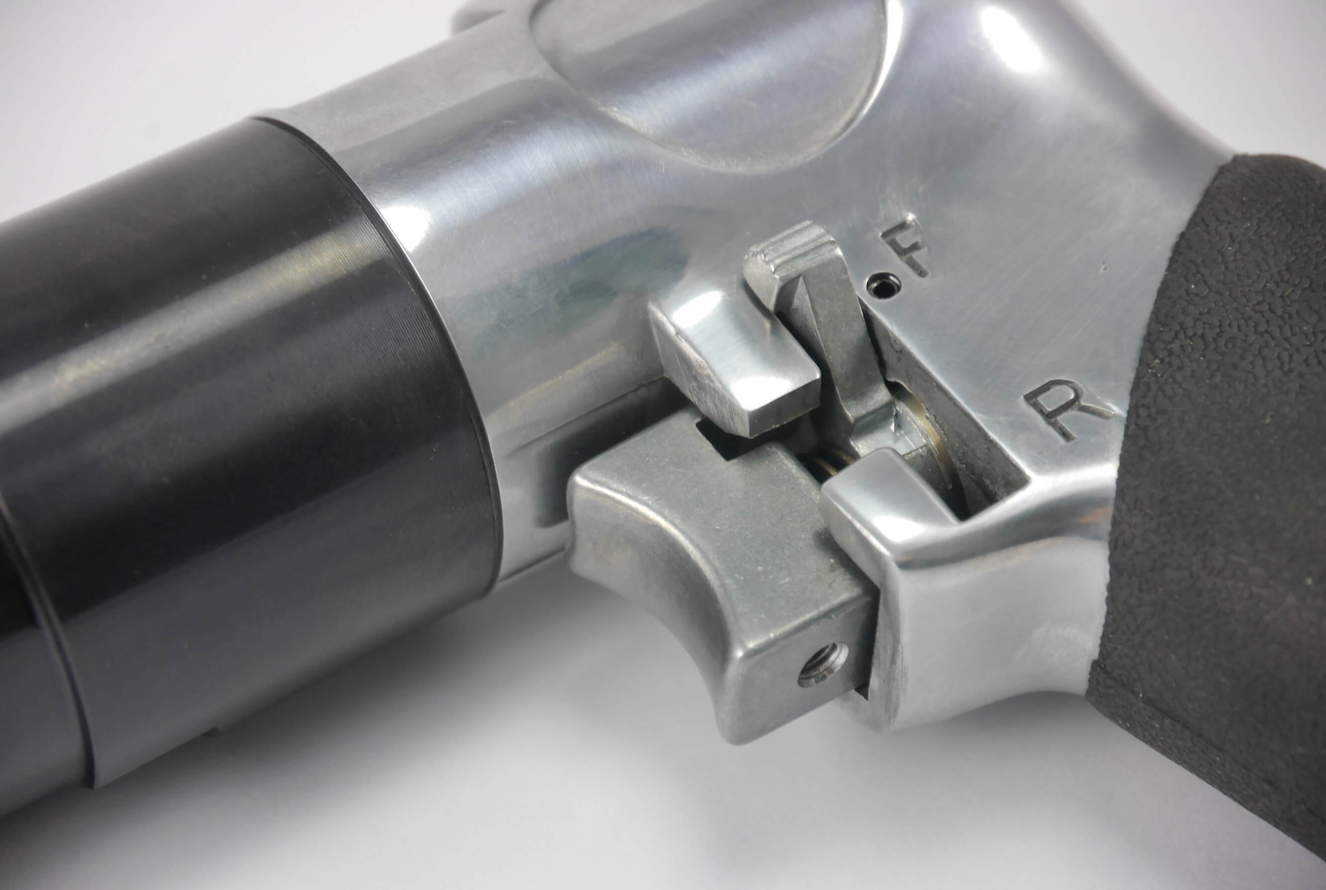 HAVALI AĞIR HİZMET KABZALI MATKAP